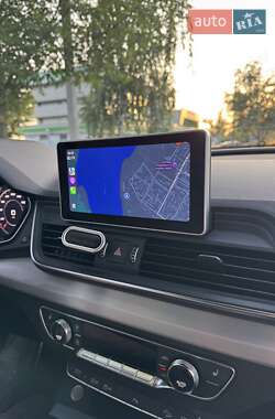 Внедорожник / Кроссовер Audi SQ5 2018 в 