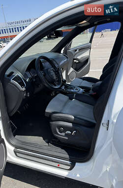 Внедорожник / Кроссовер Audi SQ5 2015 в 