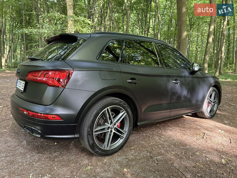 Внедорожник / Кроссовер Audi SQ5 2017 в Львове