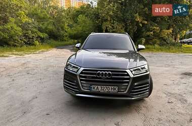 Внедорожник / Кроссовер Audi SQ5 2017 в 