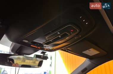 Внедорожник / Кроссовер Audi SQ5 2017 в 