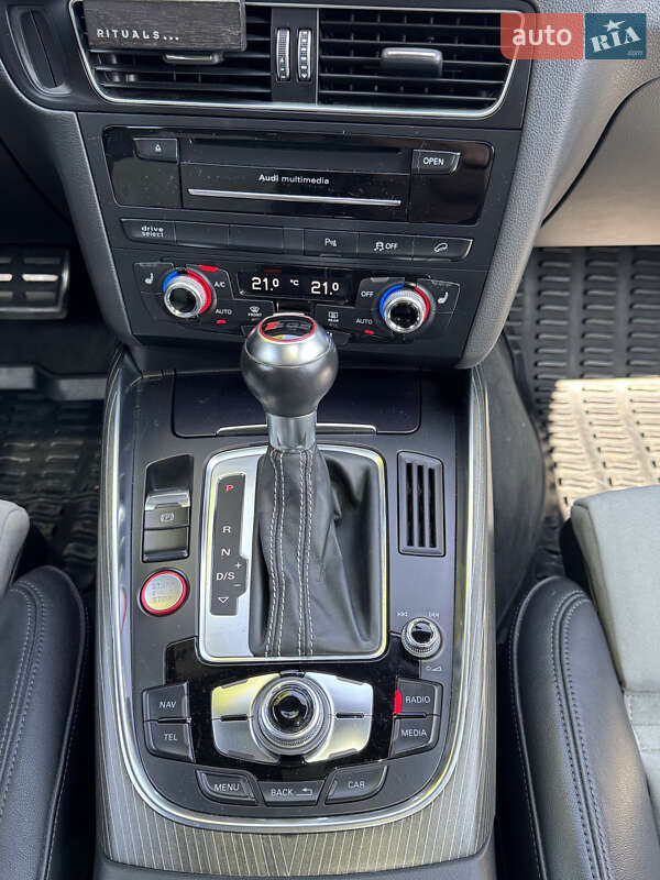 Внедорожник / Кроссовер Audi SQ5 2016 в Львове