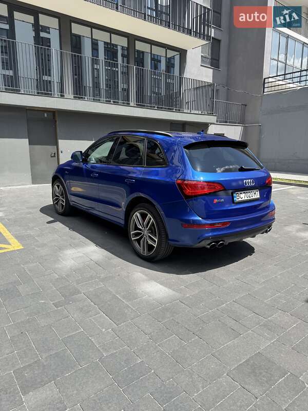 Внедорожник / Кроссовер Audi SQ5 2016 в Львове