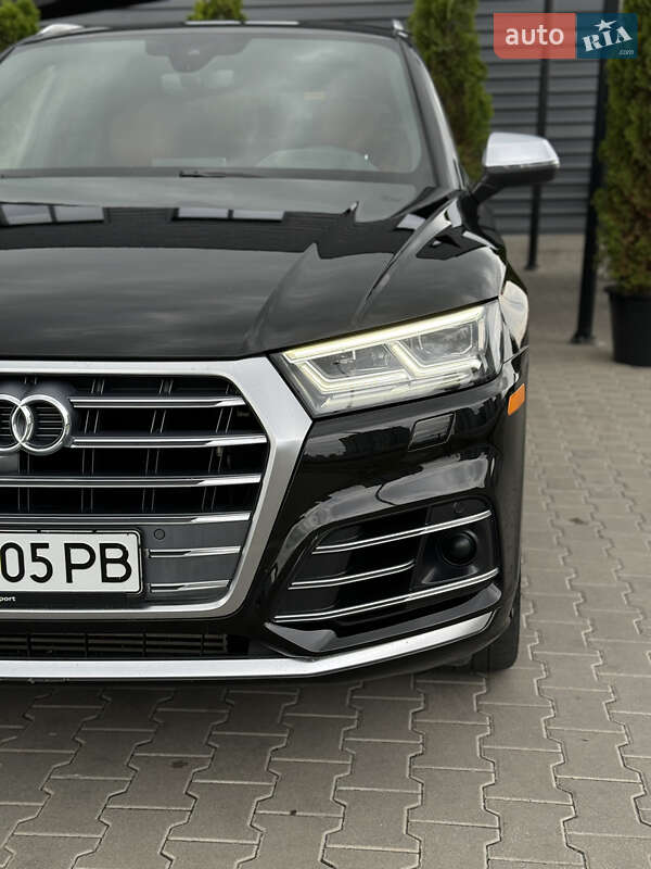 Позашляховик / Кросовер Audi SQ5 2018 в Києві