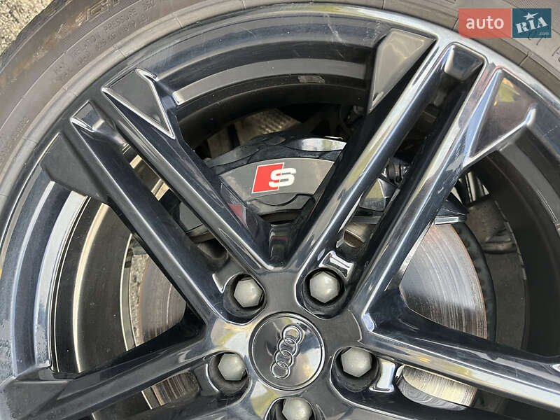 Внедорожник / Кроссовер Audi SQ5 2018 в Львове