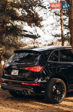 Внедорожник / Кроссовер Audi SQ5 2015 в 