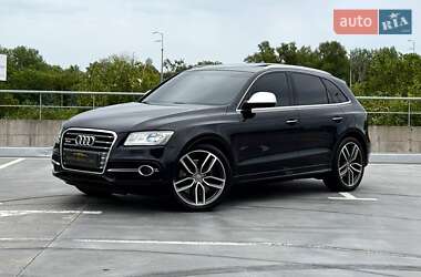 Внедорожник / Кроссовер Audi SQ5 2015 в 