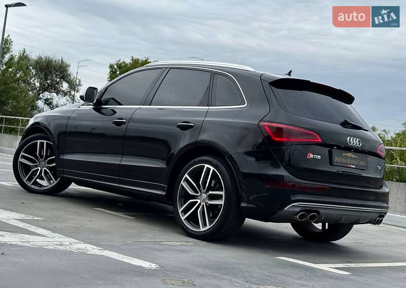 Внедорожник / Кроссовер Audi SQ5 2015 в Киеве