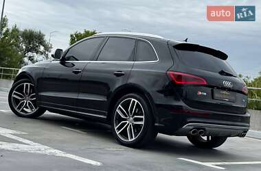 Внедорожник / Кроссовер Audi SQ5 2015 в 