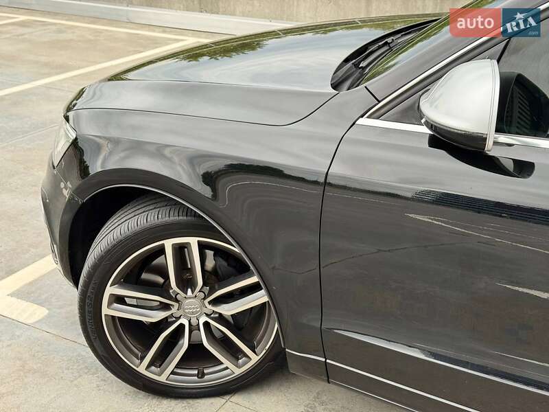 Внедорожник / Кроссовер Audi SQ5 2015 в Киеве