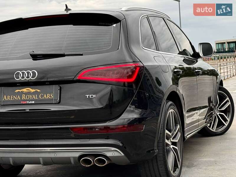 Внедорожник / Кроссовер Audi SQ5 2015 в Киеве