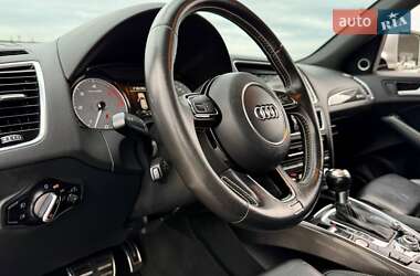 Внедорожник / Кроссовер Audi SQ5 2015 в 