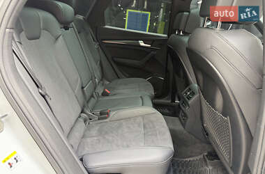 Внедорожник / Кроссовер Audi SQ5 2024 в 