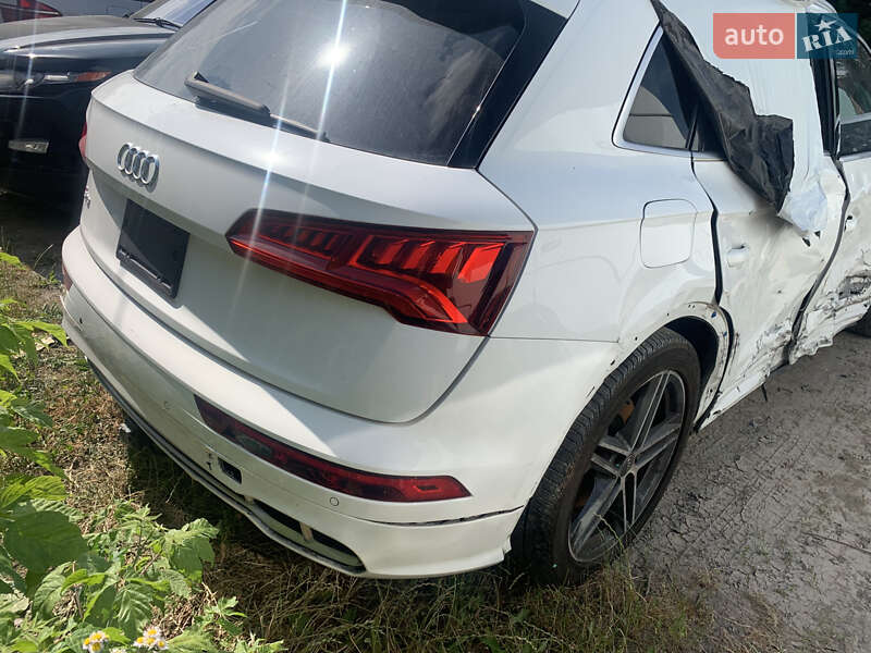 Внедорожник / Кроссовер Audi SQ5 2017 в Тернополе