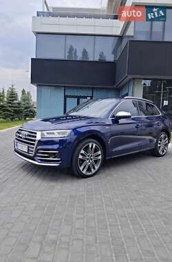 Позашляховик / Кросовер Audi SQ5 2018 в 