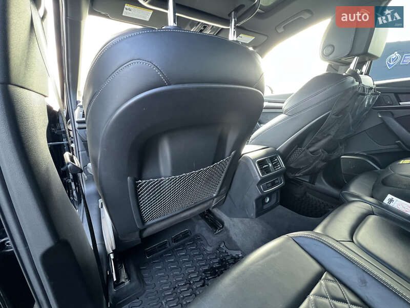 Внедорожник / Кроссовер Audi SQ5 2018 в Львове