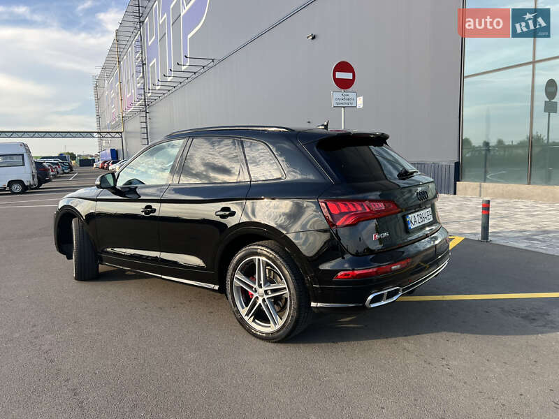 Внедорожник / Кроссовер Audi SQ5 2018 в Львове