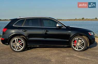 Внедорожник / Кроссовер Audi SQ5 2013 в 
