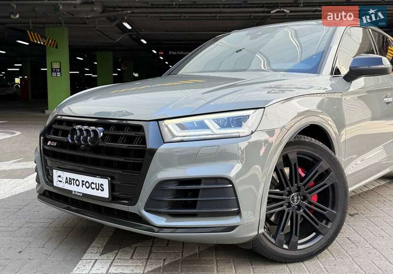 Позашляховик / Кросовер Audi SQ5 2019 в Києві