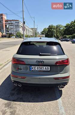 Внедорожник / Кроссовер Audi SQ5 2021 в 