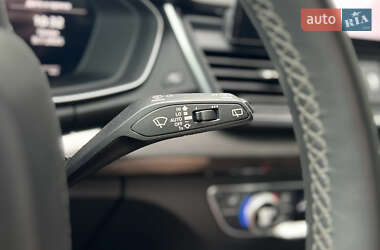 Позашляховик / Кросовер Audi SQ5 2021 в 