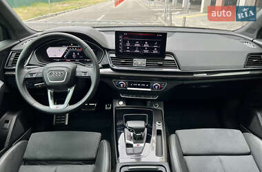 Позашляховик / Кросовер Audi SQ5 2021 в 