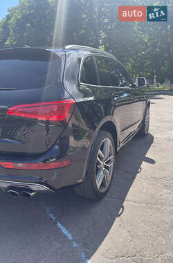 Внедорожник / Кроссовер Audi SQ5 2014 в 