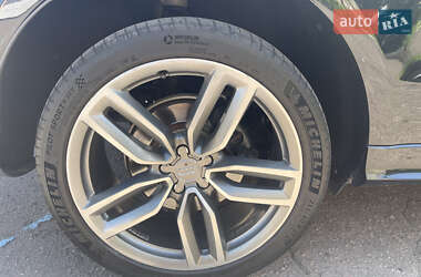 Внедорожник / Кроссовер Audi SQ5 2014 в 