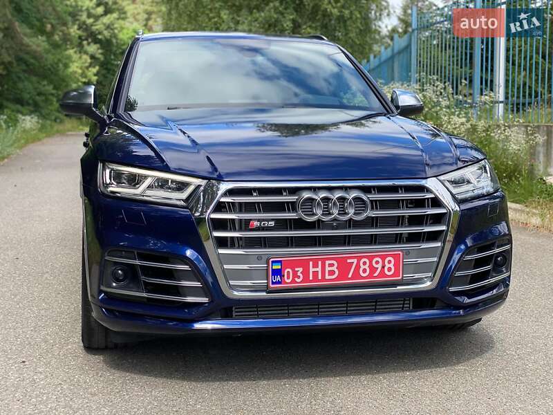 Внедорожник / Кроссовер Audi SQ5 2017 в Киеве