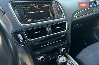 Внедорожник / Кроссовер Audi SQ5 2015 в 