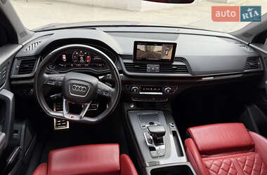 Внедорожник / Кроссовер Audi SQ5 2020 в 