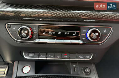 Внедорожник / Кроссовер Audi SQ5 2020 в 