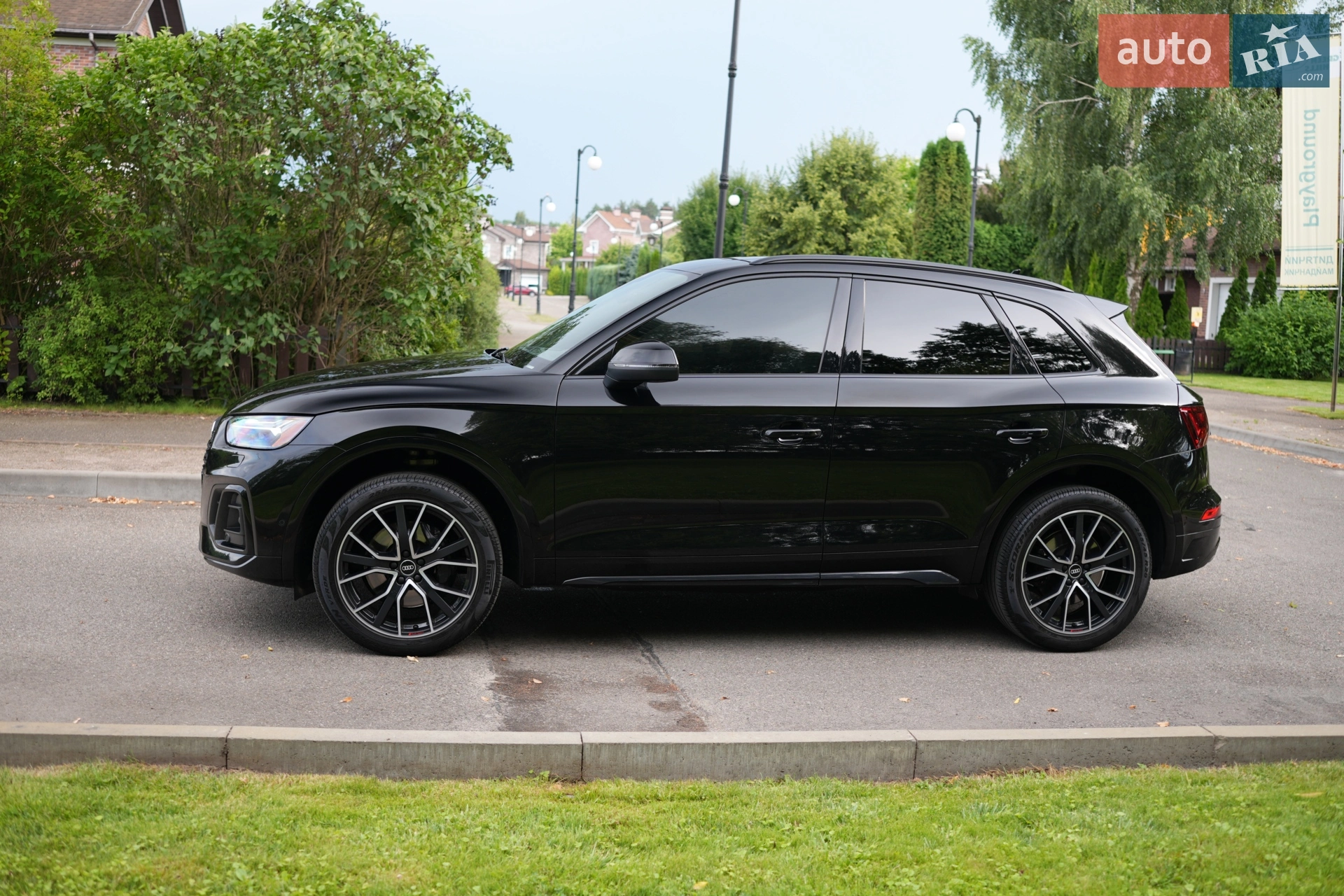 2020 Audi SQ5 - мініатюра 3
