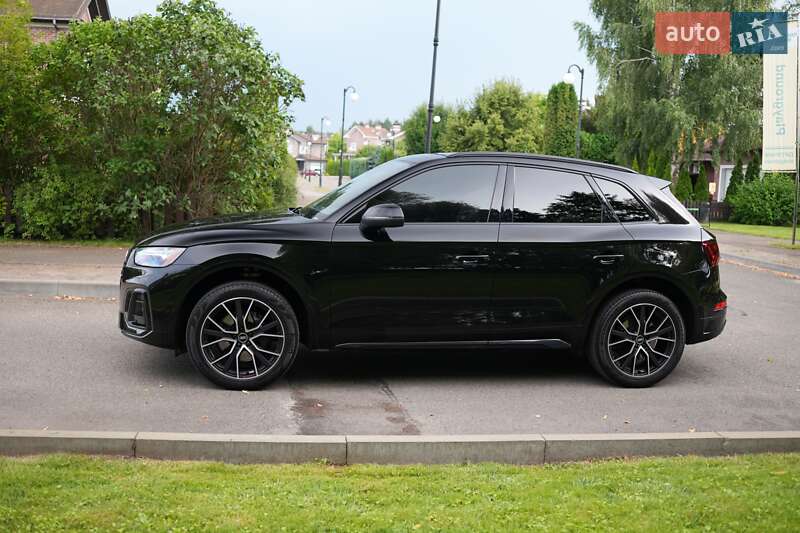 Внедорожник / Кроссовер Audi SQ5 2020 в Киеве
