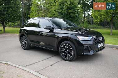 Внедорожник / Кроссовер Audi SQ5 2020 в 