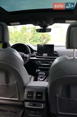 Внедорожник / Кроссовер Audi SQ5 2020 в 