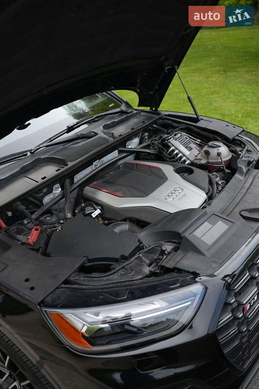 Внедорожник / Кроссовер Audi SQ5 2020 в Киеве