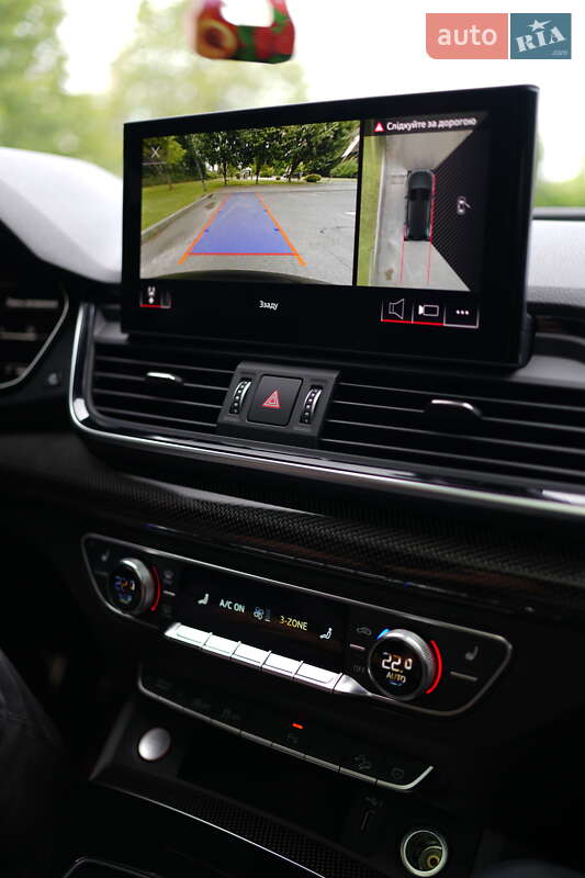 Внедорожник / Кроссовер Audi SQ5 2020 в Киеве