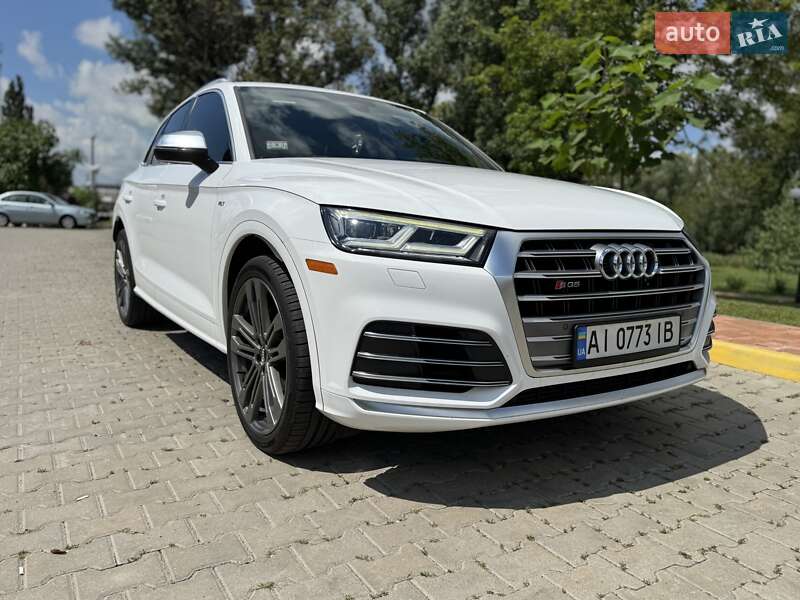 Позашляховик / Кросовер Audi SQ5 2017 в Києві
