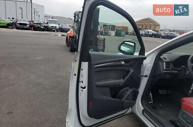 Внедорожник / Кроссовер Audi SQ5 2021 в 