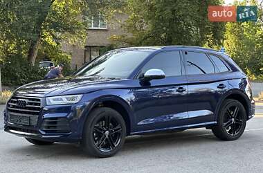 Внедорожник / Кроссовер Audi SQ5 2017 в 