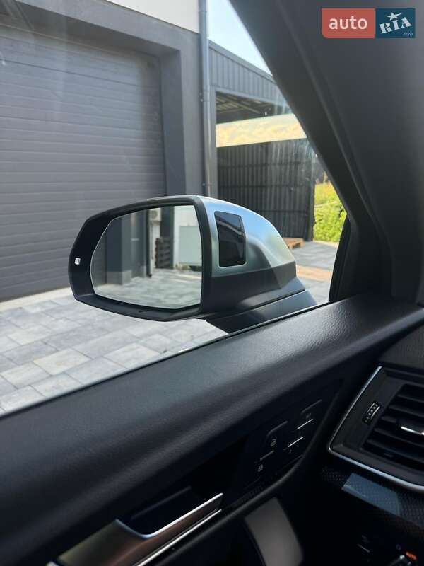 Внедорожник / Кроссовер Audi SQ5 2018 в Киеве