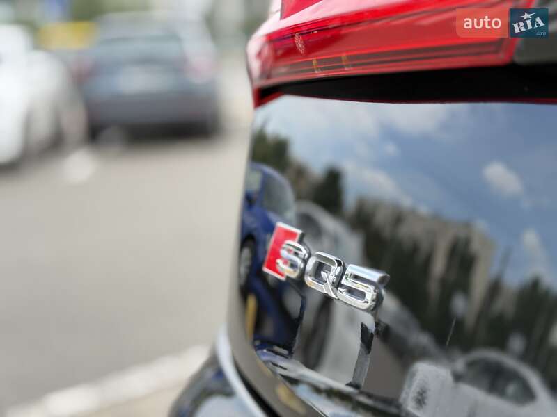Внедорожник / Кроссовер Audi SQ5 2018 в Киеве