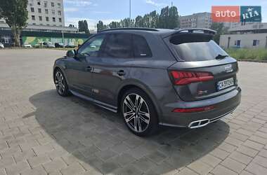Внедорожник / Кроссовер Audi SQ5 2018 в 