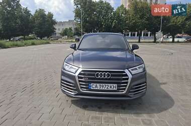 Внедорожник / Кроссовер Audi SQ5 2018 в 