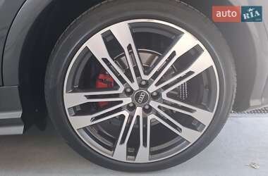 Внедорожник / Кроссовер Audi SQ5 2018 в 