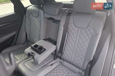 Внедорожник / Кроссовер Audi SQ5 2018 в 