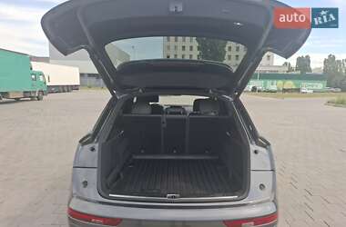 Внедорожник / Кроссовер Audi SQ5 2018 в 