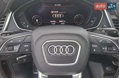 Внедорожник / Кроссовер Audi SQ5 2018 в 