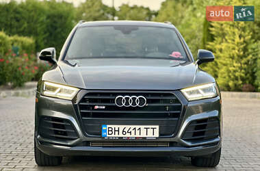 Внедорожник / Кроссовер Audi SQ5 2019 в 